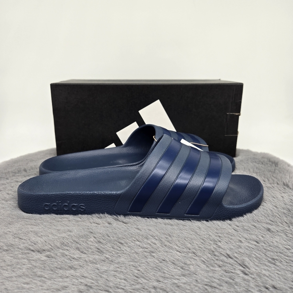 New Adidas Adilette Aqua Stripe Slides Men's Size 9 - Picture 4 of 7